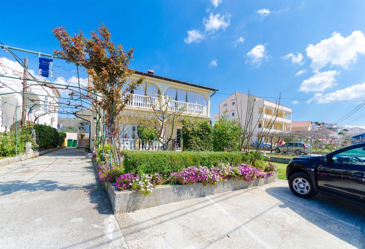 Apartments Mijatovic لوبار المظهر الخارجي الصورة