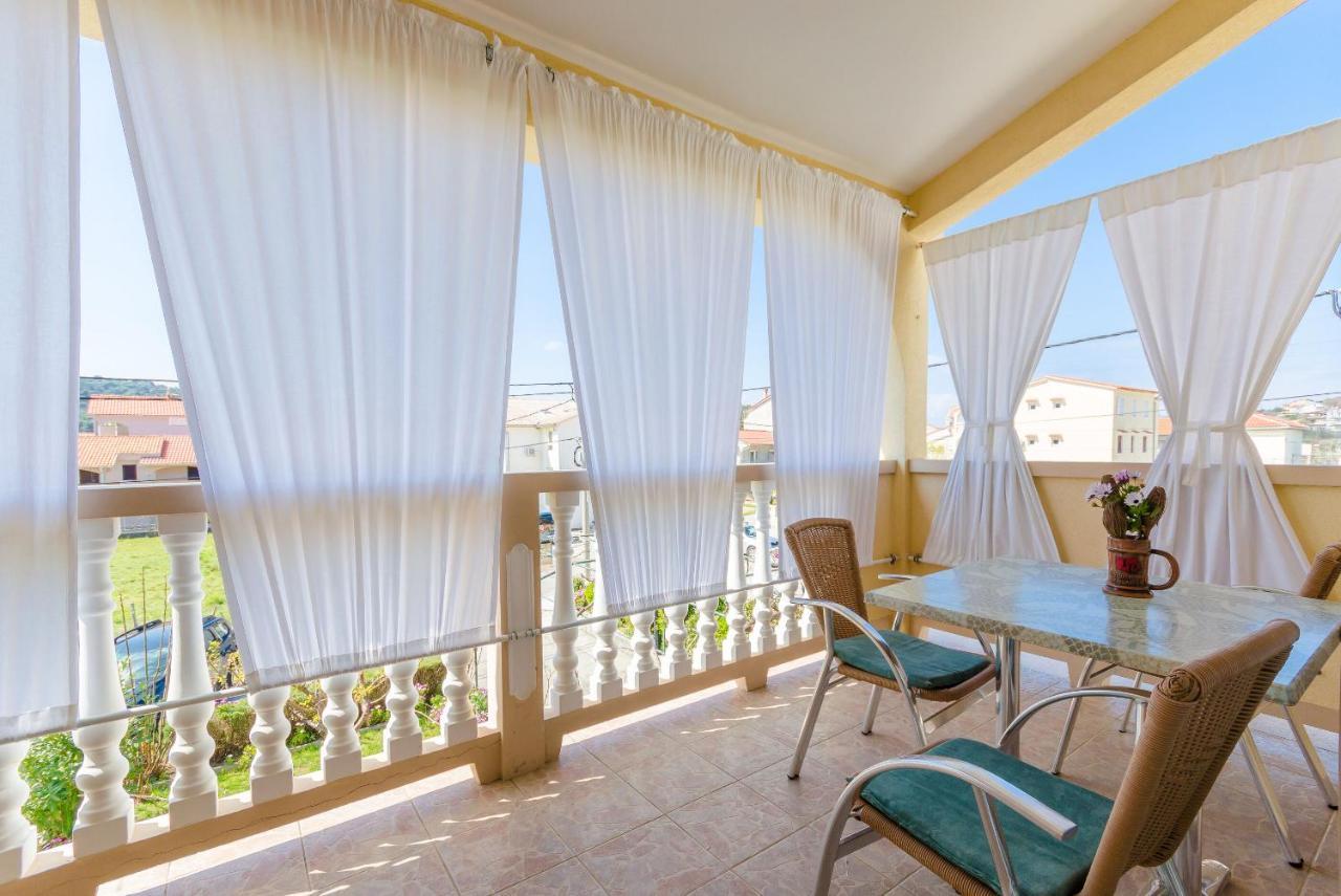 Apartments Mijatovic لوبار المظهر الخارجي الصورة